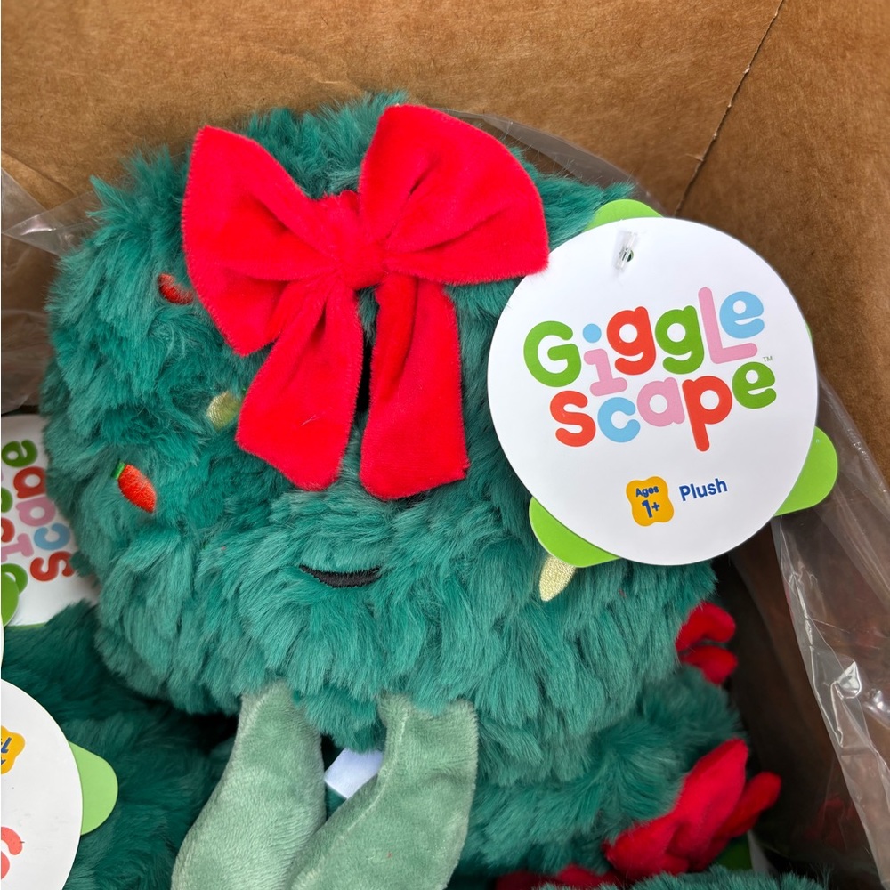 12 pack wreath plushies